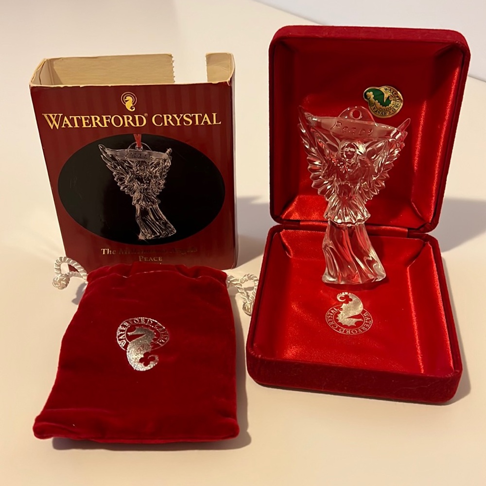 Waterford Crystal The Millennium Angels Peace 4th Edition Ornament